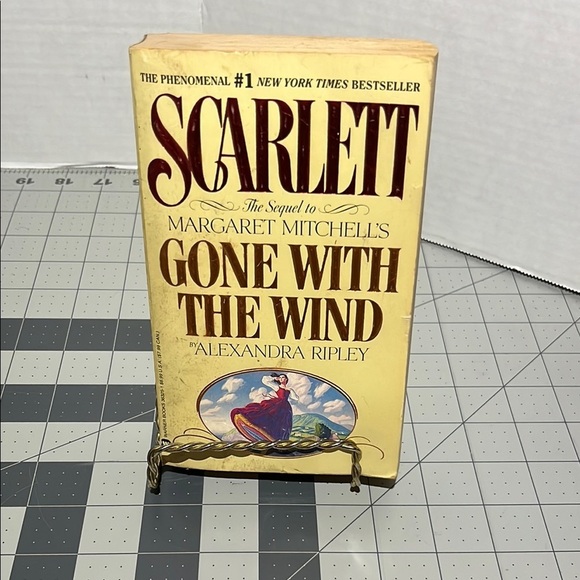 Scarlett Book by Alexandra Ripley - Picture 1 of 8